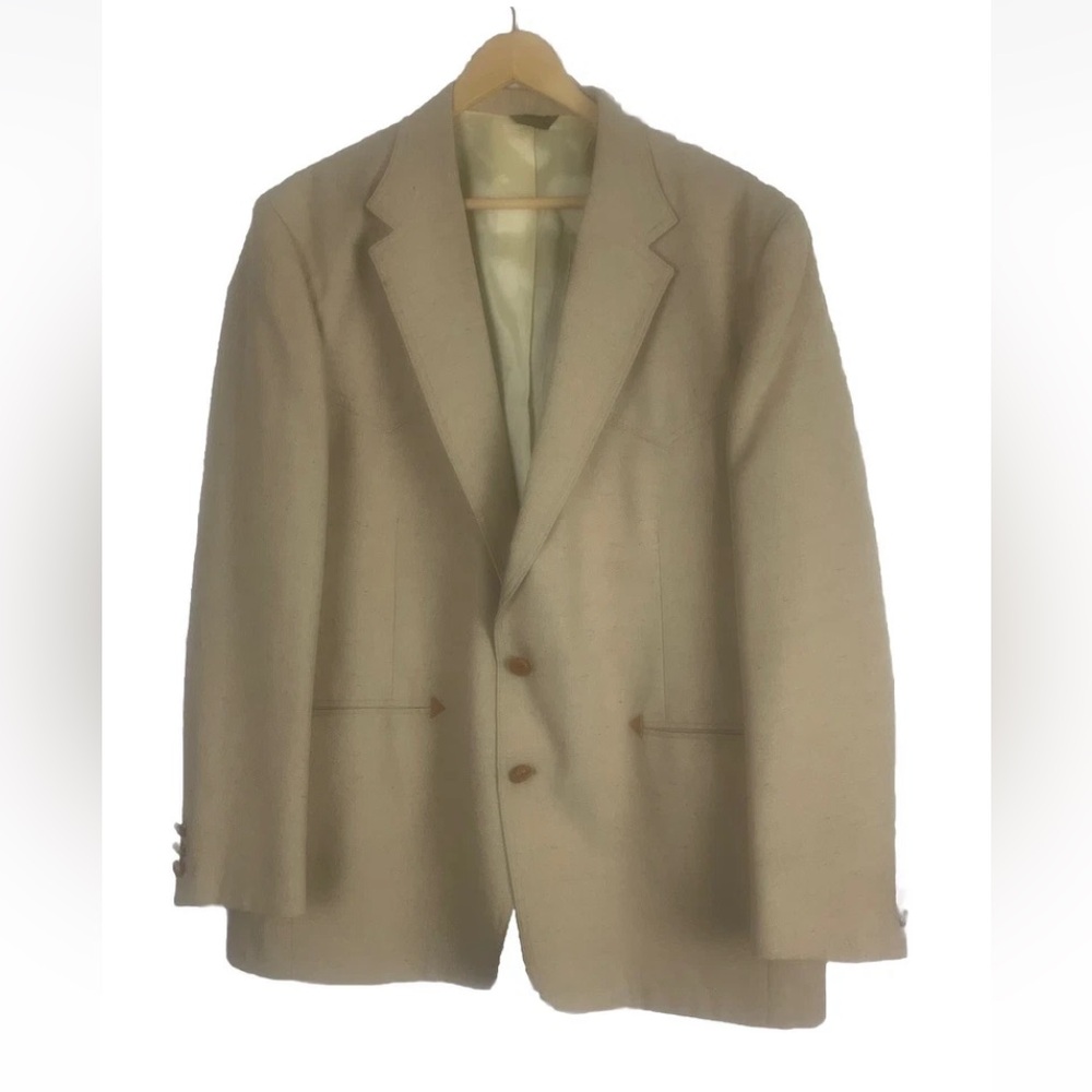 LEVI’S Western Wear Men’s Tan linen blend Blazer
EUC Sz 46”chest
